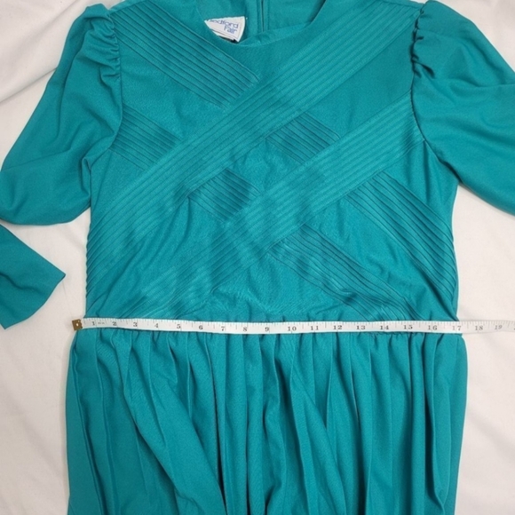 VINTAGE 90s dress teal long sleeve pleated midi M - Picture 9 of 10